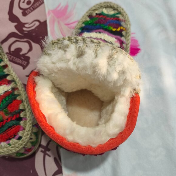 Mou Ethnic-Style Colorful Woven Plush Snow Boots - Picture 4 of 7